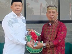 Moment Dirgahayu RI Ke 80 Pejuang Adat Kerajaan Gowa Anugerahi Senjata Pusaka Wabup Takalar